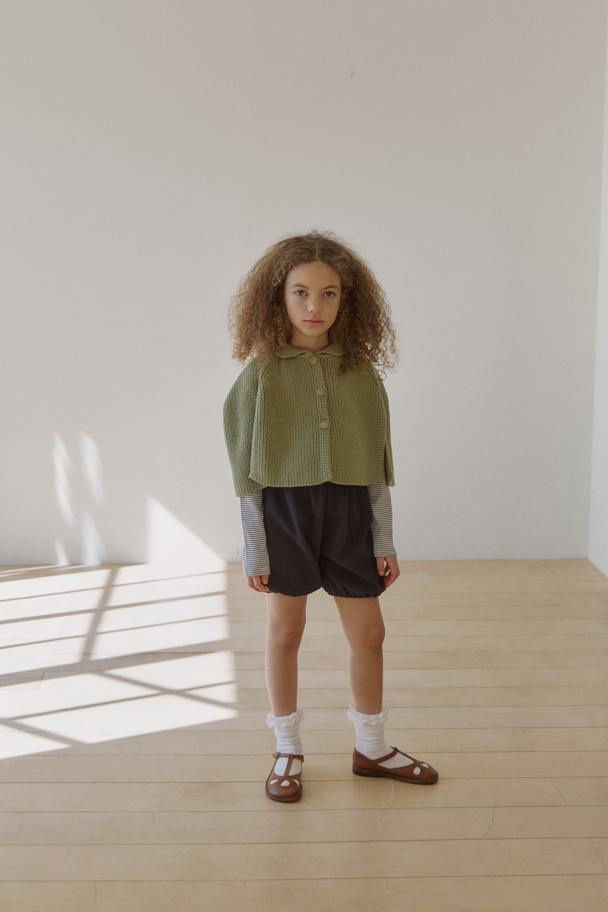 Sendy knit cape