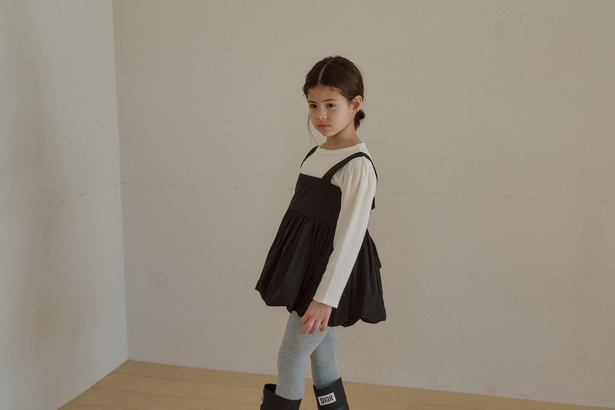 Prinballoon blouse. Black