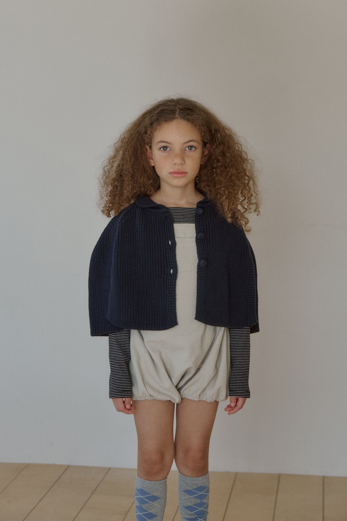 Sendy knit cape