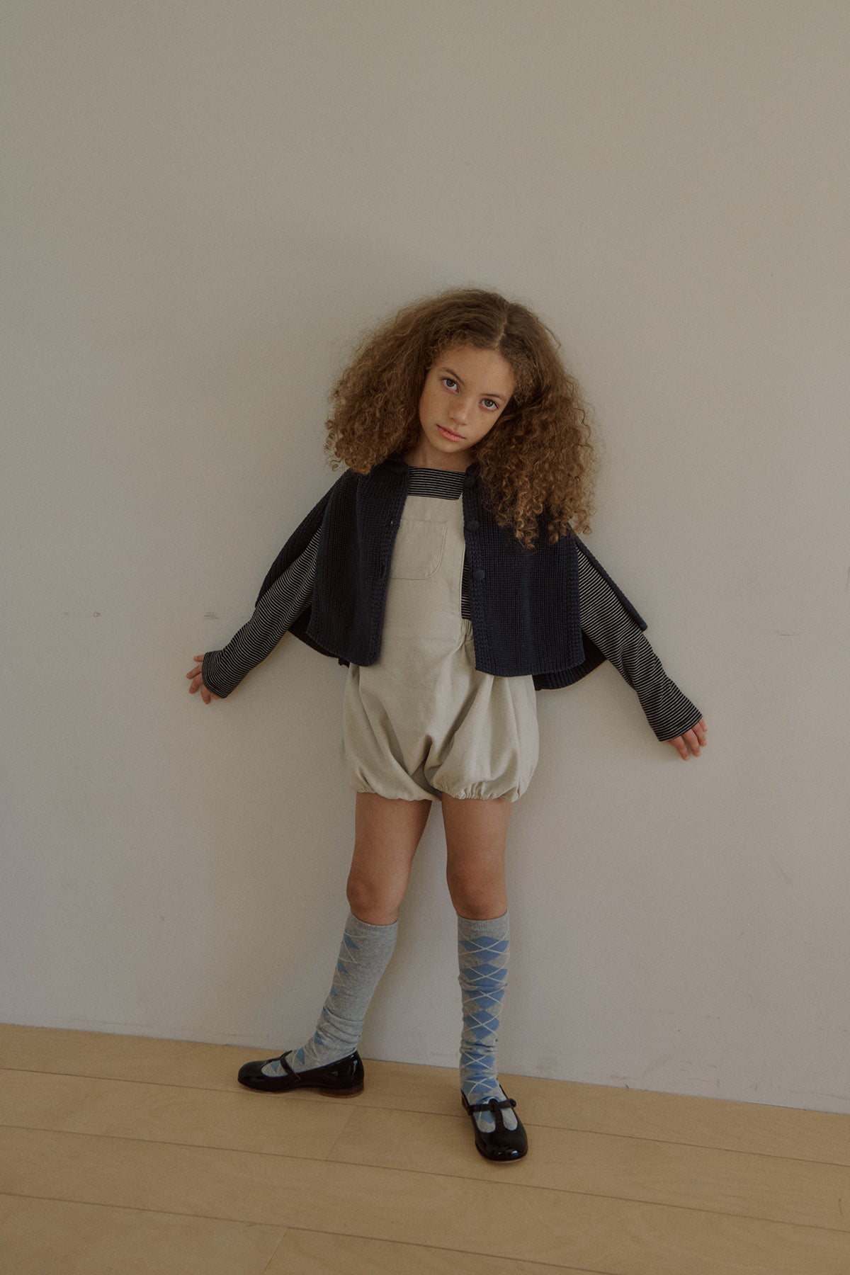 Sendy knit cape