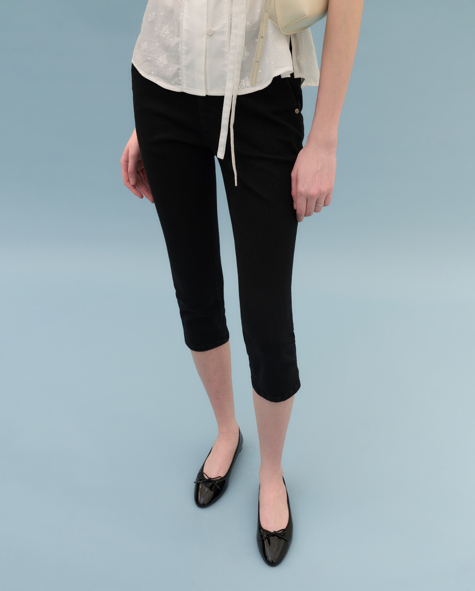 Clea Capri Pants