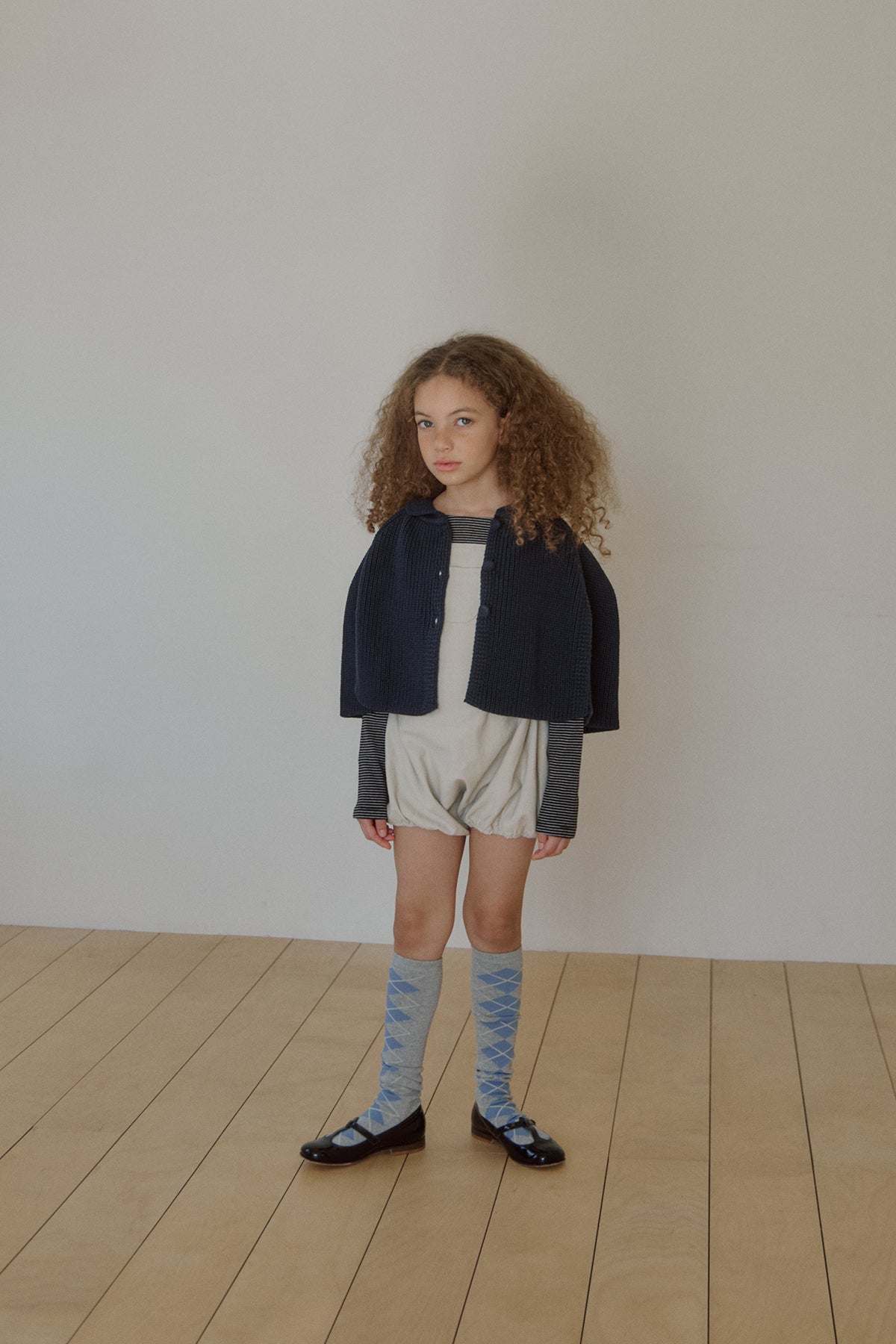 Sendy knit cape