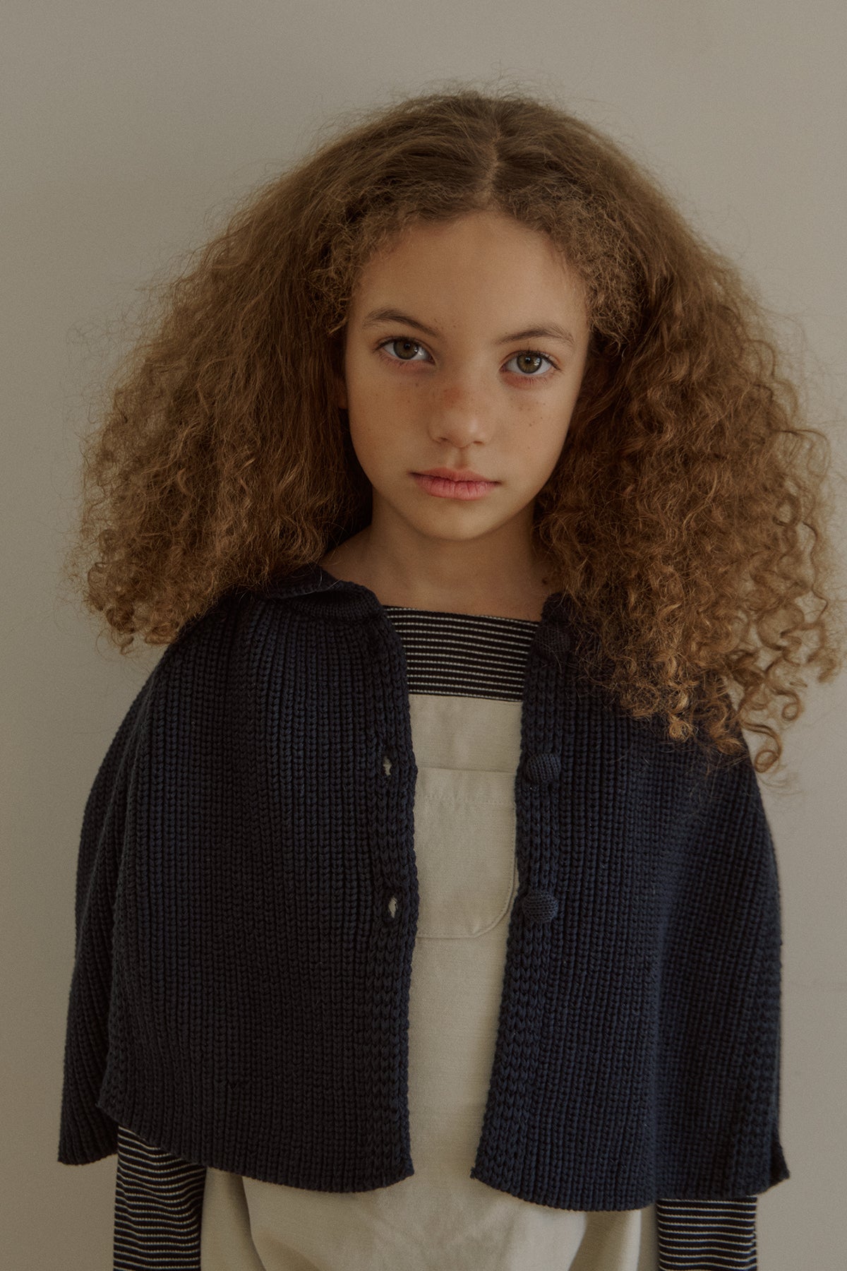 Sendy knit cape