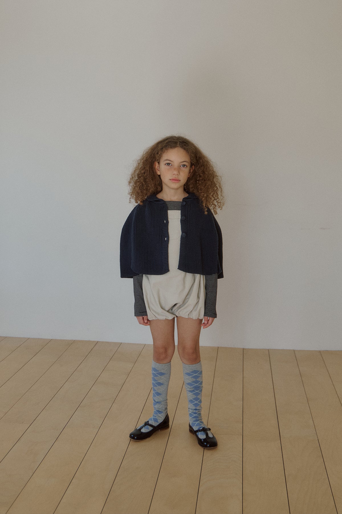 Sendy knit cape